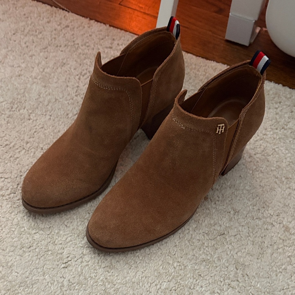 Tommy Hilfiger Brown Suede Women's Ankle Boots